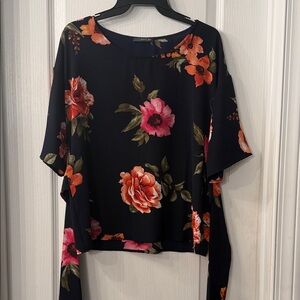 Navy Floral Short-Sleeve Women's Top with tie- Stitch Fix